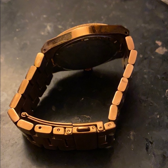 Michael kors rose gold watch